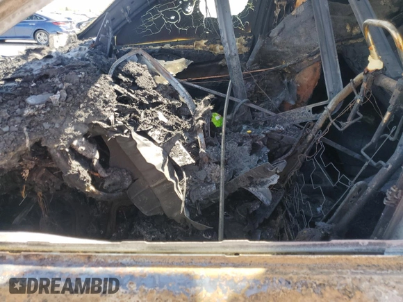 2023 Mazda CX-9 Touring Plus z VIN JM3TCBAY8P0643847, wystawiony jako Copart lot #52572985 z przebiegiem Nie podano mil oraz Nie do naprawy • Non repairable. Historia ofert i sprzedaży dostępna na DreamBid. Obrazek 7.