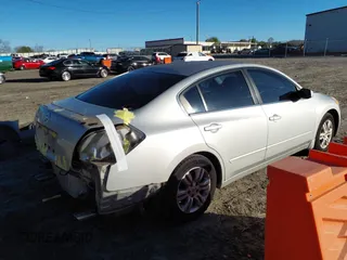 2012 Nissan Altima SL with VIN 1N4AL2APXCN561113, listed as a IAAI auction lot 41823343 with 213,206 mi miles and . Bid and sale history available at DreamBid. Image 4.