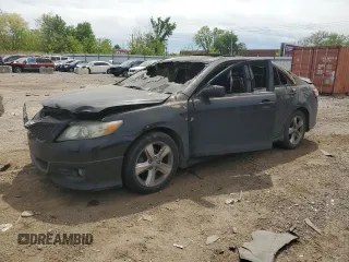 2011 Toyota Camry LE z VIN 4T1BF3EK4BU143155, wystawiony jako Copart lot #56717145 z przebiegiem Nie podano mil oraz Szkoda całkowita • Salvage title. Historia ofert i sprzedaży dostępna na DreamBid. Obrazek 1.