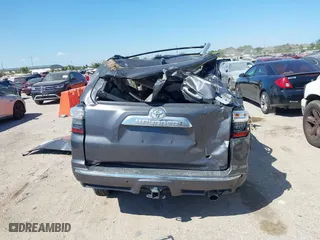 2019 Toyota 4Runner SR5 with VIN JTEBU5JR9K5709552, listed as a IAAI auction lot 40316407 with 1 mi miles. Bid and sale history available at carsss.com. Image 16.