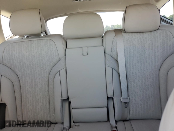 2024 Genesis GV80 with VIN KMUHBDSB2RU200772, listed as a Copart auction lot 61244085 with 22,296 mi miles and Salvage title. Bid and sale history available at DreamBid. Image 10.