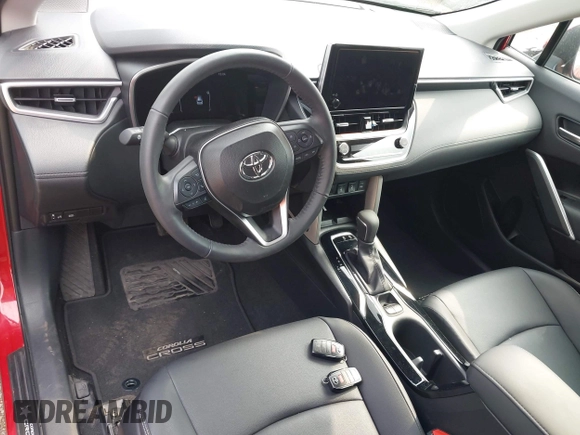 2024 Toyota Corolla Cross XLE с VIN 7MUDAAAG0RV094154, выставлен на аукционе IAAI как лот 42198237 с пробегом 6 109 миль миль и . История ставок и продаж доступна на DreamBid. Изображение 14.