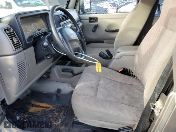 2004 Jeep Wrangler Sport z VIN 1J4FA49SX4P723705, wystawiony jako Copart lot #46944215 z przebiegiem 157 731 mil mil oraz Czysty tytuł • Clean title. Historia ofert i sprzedaży dostępna na DreamBid. Obrazek 7.
