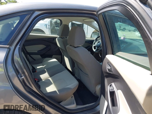 2012 Ford Focus SE with VIN 1FAHP3F22CL456552, listed as a IAAI auction lot 42341696 with 129,699 mi miles and . Bid and sale history available at DreamBid. Image 8.