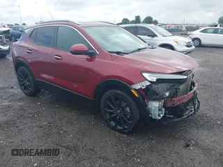 2024 Buick Encore GX Sport Touring с VIN KL4AMDSL1RB006490, выставлен на аукционе IAAI как лот 42505243 с пробегом 57 956 миль миль и . История ставок и продаж доступна на DreamBid. Изображение 1.
