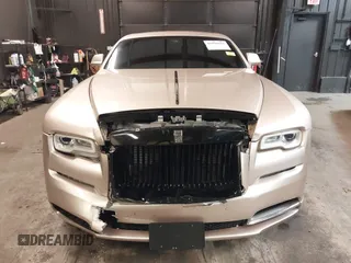 2019 Rolls-Royce Wraith z VIN SCA665C53KUX87266, wystawiony jako IAAI lot #41918222 z przebiegiem 42 388 mil mil oraz . Historia ofert i sprzedaży dostępna na DreamBid. Obrazek 12.
