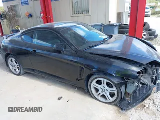 2006 Hyundai Tiburon GT z VIN KMHHN65F56U224768, wystawiony jako IAAI lot #40672721 z przebiegiem 158 535 mil mil oraz . Historia ofert i sprzedaży dostępna na DreamBid. Obrazek 14.