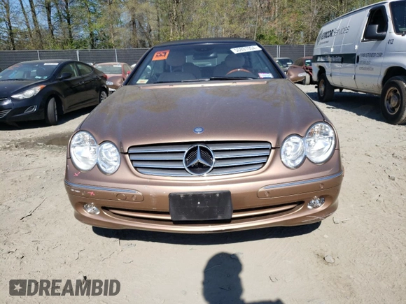 2005 Mercedes-Benz CLK 320 z VIN WDBTK65G65T046470, wystawiony jako Copart lot #50891004 z przebiegiem 41 485 mil mil oraz Szkoda całkowita • Salvage title. Historia ofert i sprzedaży dostępna na DreamBid. Obrazek 5.