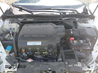 2016 Honda Accord Touring with VIN 1HGCT2B0XGA004186, listed as a IAAI auction lot 41823725 with 124,678 mi miles and . Bid and sale history available at DreamBid. Image 10.