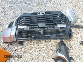 2022 Toyota Tundra SR5 with VIN 5TFLA5AB3NX017848, listed as a IAAI auction lot 42429134 with 53,883 mi miles and . Bid and sale history available at DreamBid. Image 12.