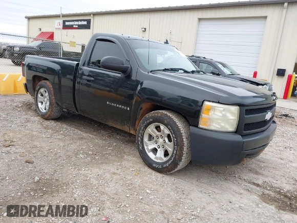 2008 Chevrolet Silverado 1500 Work Truck with VIN 1GCEC14CX8Z224262, listed as a IAAI auction lot 41520029 with 200,831 mi miles. Bid and sale history available at carsss.com. Image 1.