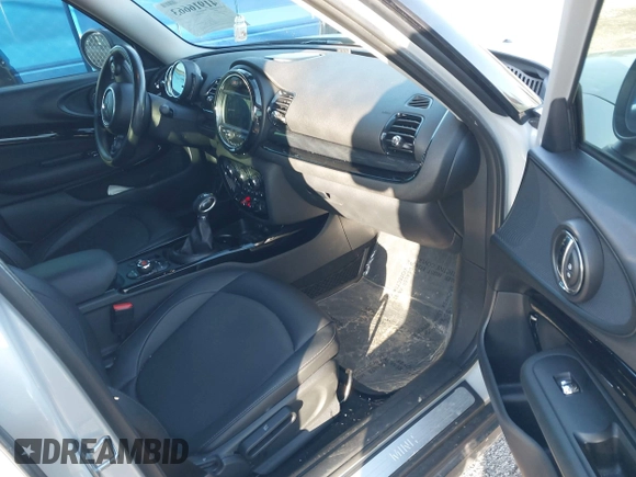 2019 MINI Clubman Cooper with VIN WMWLN5C56K2E34756, listed as a IAAI auction lot 41916663 with 85,860 mi miles and . Bid and sale history available at DreamBid. Image 5.