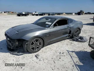 2020 Ford Mustang GT with VIN 1FA6P8CF2L5103826, listed as a Copart auction lot 47960125 with 92,193 mi miles and Salvage Title. Bid and sale history available at carsss.com. Image 1.