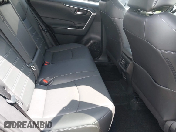 2024 Toyota RAV4 XLE Premium z VIN 2T3C1RFV6RW326346, wystawiony jako IAAI lot #42095364 z przebiegiem 4 610 mil mil oraz . Historia ofert i sprzedaży dostępna na DreamBid. Obrazek 8.
