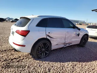 2014 Audi SQ5 Premium Plus with VIN WA1CGAFP5EA113196, listed as a Copart auction lot 87652935 with 133,343 mi miles and Salvage Title. Bid and sale history available at carsss.com. Image 3.