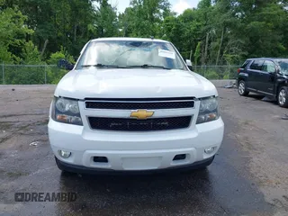 2012 Chevrolet Tahoe LT z VIN 1GNSCBE00CR176056, wystawiony jako IAAI lot #42091159 z przebiegiem 216 650 mil mil oraz . Historia ofert i sprzedaży dostępna na DreamBid. Obrazek 13.