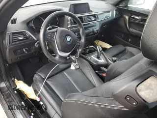 2020 BMW 2 Series 230i with VIN WBA2J1C09L7E22139, listed as a Copart auction lot 74181494 with 31,482 mi miles and Non Repairable. Bid and sale history available at carsss.com. Image 8.