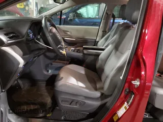 2021 Toyota Sienna XLE with VIN 5TDJRKEC2MS068568, listed as a Copart auction lot 47286955 with 2,523 mi miles and Salvage title. Bid and sale history available at DreamBid. Image 7.