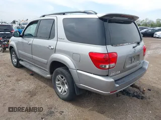 2005 Toyota Sequoia Limited with VIN 5TDBT48AX5S257546, listed as a IAAI auction lot 42173887 with 158,618 mi miles and . Bid and sale history available at DreamBid. Image 3.