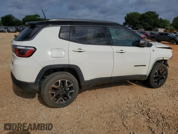 2019 Jeep Compass Trailhawk with VIN 3C4NJDDB5KT795347, listed as a Copart auction lot 57111655 with 78,010 mi miles and Salvage title. Bid and sale history available at DreamBid. Image 3.