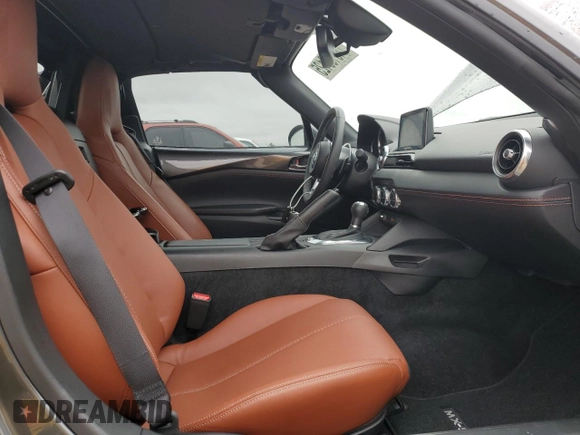 2022 Mazda MX-5 Miata Grand Touring z VIN JM1NDAM77N0508223, wystawiony jako Copart lot #45169125 z przebiegiem 8 913 mil mil oraz Szkoda całkowita • Salvage title. Historia ofert i sprzedaży dostępna na DreamBid. Obrazek 10.