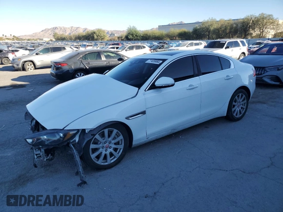 2019 Jaguar XE 25t with VIN SAJAR4FX2KCP48452, listed as a Copart auction lot 77409984 with 62,204 mi miles and Salvage Title. Bid and sale history available at carsss.com. Image 1.