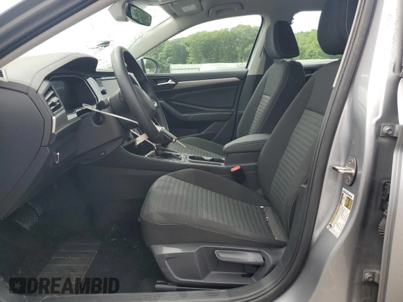 2024 Volkswagen Jetta S with VIN 3VW5M7BU3RM091307, listed as a Copart auction lot 61591025 with 21,581 mi miles and Clean title. Bid and sale history available at DreamBid. Image 7.
