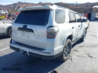 2020 Toyota 4Runner SR5 with VIN JTEBU5JR8L5764463, listed as a IAAI auction lot 41414717 with 94,723 mi miles. Bid and sale history available at carsss.com. Image 4.