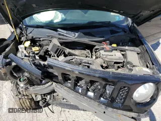2014 Jeep Patriot Altitude with VIN 1C4NJPBA1ED674353, listed as a Copart auction lot 54833005 with 83,183 mi miles and Salvage title. Bid and sale history available at DreamBid. Image 12.