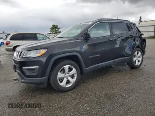 2018 Jeep Compass Latitude with VIN 3C4NJCBB8JT123293, listed as a Copart auction lot 59952915 with 132,481 mi miles and Clean title. Bid and sale history available at DreamBid. Image 1.