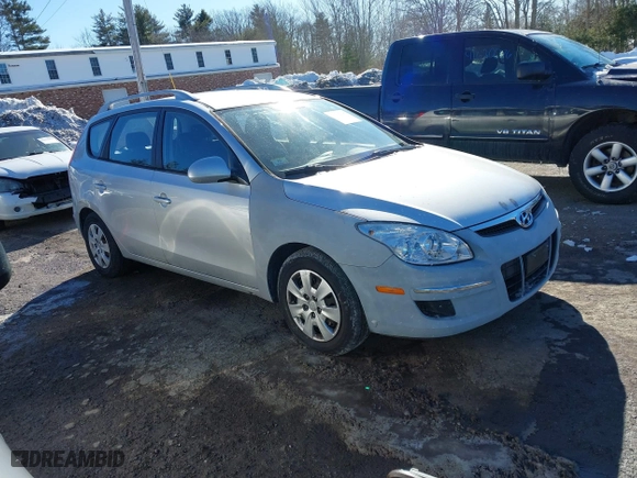 2011 Hyundai Elantra Touring GLS with VIN KMHDC8AE4BU092917, listed as a IAAI auction lot 41606183 with NaN miles. Bid and sale history available at carsss.com. Image 1.