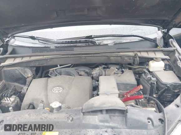 2018 Toyota Highlander SE with VIN 5TDJZRFH3JS543823, listed as a IAAI auction lot 42491705 with 110,801 mi miles and . Bid and sale history available at DreamBid. Image 10.