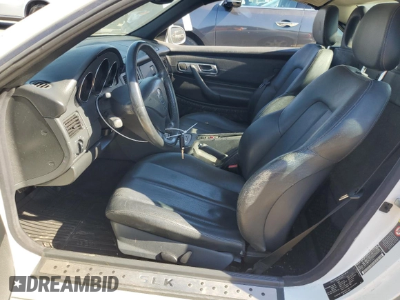 2001 Mercedes-Benz SLK 230 Kompressor with VIN WDBKK49F61F187940, listed as a Copart auction lot 76110434 with 95,053 mi miles and Clean Title. Bid and sale history available at DreamBid. Image 9.