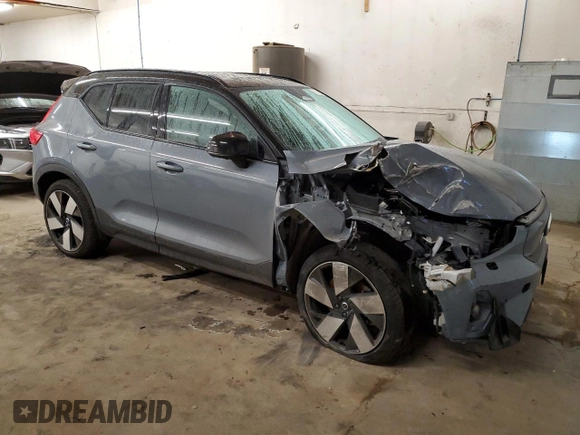 2023 Volvo XC40 Ultimate с VIN YV4ED3UM1P2029494, выставлен на аукционе Copart как лот 85141124 с пробегом 8 539 миль миль и Списание • Salvage title. История ставок и продаж доступна на DreamBid. Изображение 4.