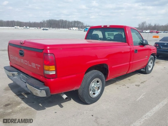2002 Chevrolet Silverado 1500 with VIN 1GCEC14W52Z226468, listed as a IAAI auction lot 41790682 with 132,447 mi miles. Bid and sale history available at carsss.com. Image 4.