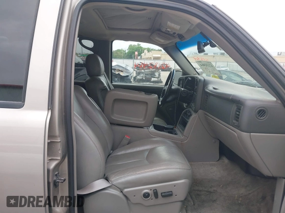2003 GMC Yukon SLT z VIN 1GKEC13Z03R314068, wystawiony jako IAAI lot #42132464 z przebiegiem 214 826 mil mil oraz . Historia ofert i sprzedaży dostępna na DreamBid. Obrazek 5.