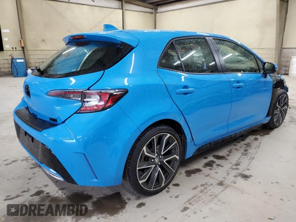 2022 Toyota Corolla Hatchback XSE with VIN JTNC4MBE0N3173052, listed as a Copart auction lot 63792534 with 26,314 mi miles and Salvage Title. Bid and sale history available at carsss.com. Image 3.
