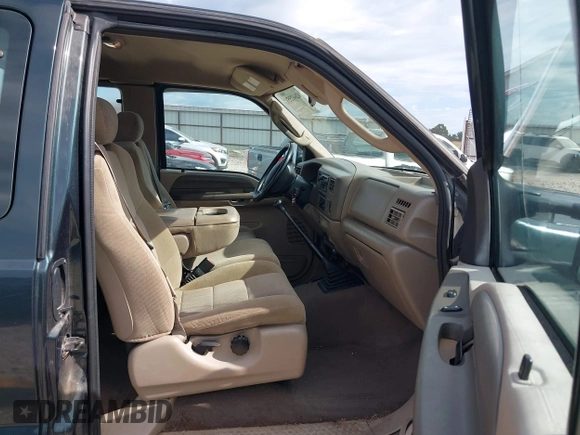 2004 Ford F-250 XL с VIN 1FTNX21P84EA26301, выставлен на аукционе IAAI как лот 42647558 с пробегом 340 277 миль миль и . История ставок и продаж доступна на DreamBid. Изображение 5.