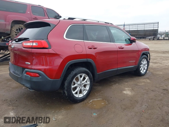 2014 Jeep Cherokee Latitude z VIN 1C4PJMCS4EW127709, wystawiony jako IAAI lot #42002110 z przebiegiem 51 574 mil mil oraz . Historia ofert i sprzedaży dostępna na DreamBid. Obrazek 4.