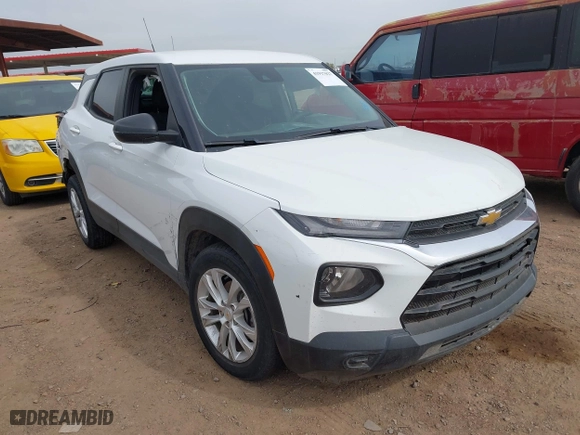 2021 Chevrolet TrailBlazer LS with VIN KL79MMS28MB025690, listed as a IAAI auction lot 41917027 with 64,100 mi miles. Bid and sale history available at carsss.com. Image 1.