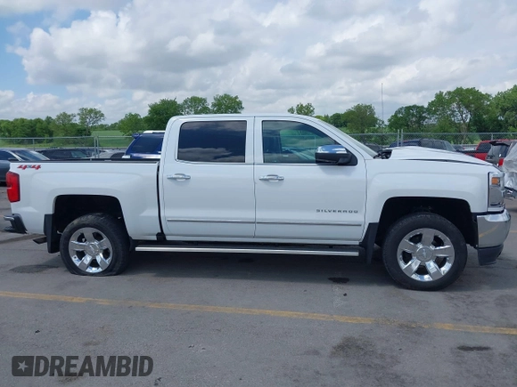 2018 Chevrolet Silverado 1500 LTZ with VIN 3GCUKSEC5JG316257, listed as a IAAI auction lot 39563628 with 62,872 mi miles. Bid and sale history available at carsss.com. Image 13.