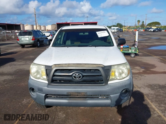 2005 Toyota Tacoma PreRunner z VIN 5TETU62N55Z086801, wystawiony jako IAAI lot #41699187 z przebiegiem 171 703 mil mil oraz . Historia ofert i sprzedaży dostępna na DreamBid. Obrazek 12.