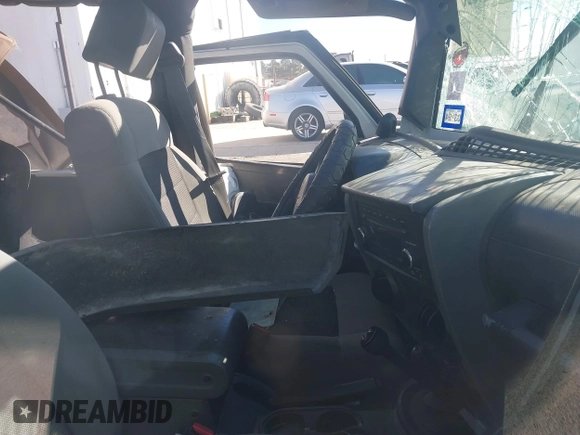 2010 Jeep Wrangler Mountain with VIN 1J4AA2D14AL173286, listed as a IAAI auction lot 41661821 with Not Provided miles and . Bid and sale history available at carsss.com. Image 5.