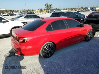 2016 Volkswagen Jetta Sport z VIN 3VWD17AJ6GM320507, wystawiony jako Copart lot #60421515 z przebiegiem 111 396 mil mil oraz Nie do naprawy • Non repairable. Historia ofert i sprzedaży dostępna na DreamBid. Obrazek 3.