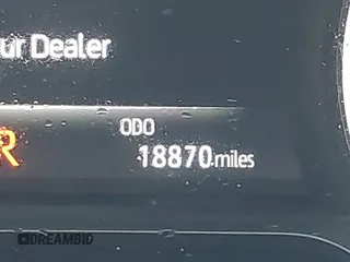 2023 Toyota Venza LE z VIN JTEAAAAH1PJ130932, wystawiony jako IAAI lot #41944972 z przebiegiem 18 870 mil mil oraz . Historia ofert i sprzedaży dostępna na DreamBid. Obrazek 15.