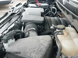 2023 Chevrolet Suburban High Country z VIN 1GNSKGKL5PR148645, wystawiony jako IAAI lot #41893981 z przebiegiem 64 928 mil mil oraz . Historia ofert i sprzedaży dostępna na DreamBid. Obrazek 19.