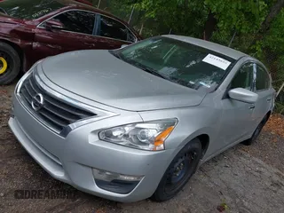 2014 Nissan Altima SV with VIN 1N4AL3AP5EC326056, listed as a IAAI auction lot 42143855 with 272,178 mi miles and . Bid and sale history available at carsss.com. Image 2.
