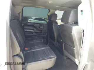 2017 GMC Sierra 2500HD Denali z VIN 1GT12UEY0HF111676, wystawiony jako IAAI lot #41834597 z przebiegiem 357 956 mil mil oraz . Historia ofert i sprzedaży dostępna na DreamBid. Obrazek 8.
