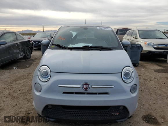2016 FIAT 500e z VIN 3C3CFFGEXGT229500, wystawiony jako Copart lot #86539904 z przebiegiem 52 624 mil mil oraz Szkoda całkowita • Salvage title. Historia ofert i sprzedaży dostępna na DreamBid. Obrazek 5.