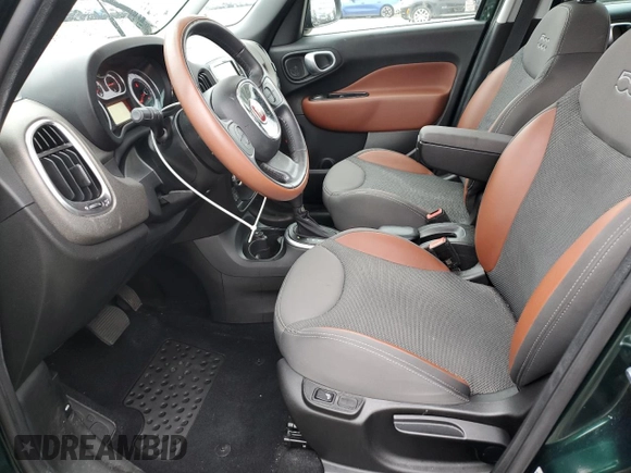 2014 FIAT 500L Trekking with VIN ZFBCFADH7EZ019538, listed as a Copart auction lot 82494444 with 18,550 mi miles and Salvage Title. Bid and sale history available at carsss.com. Image 7.